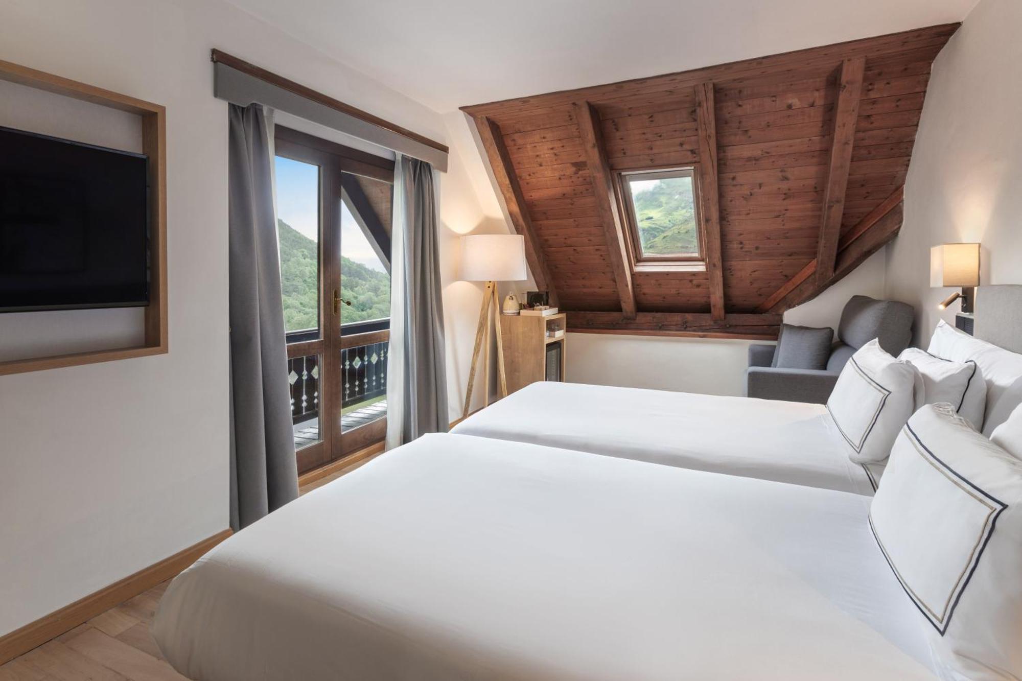 Melia De Tredos Hotel Екстериор снимка
